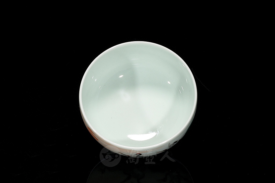 六鹤同春杯