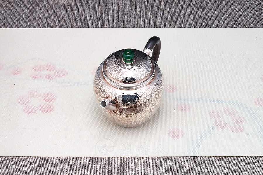 翡翠高莲(黑檀木)
