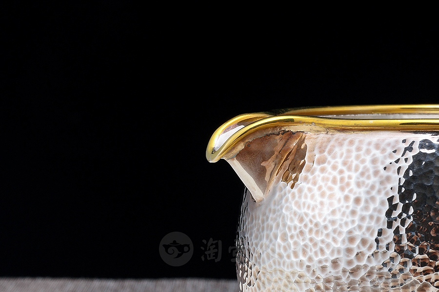 龙旦公道杯