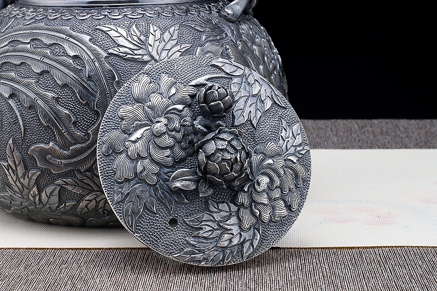 凤戏牡丹