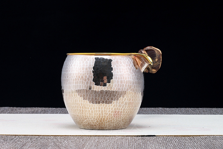 公道杯(鸡血藤)