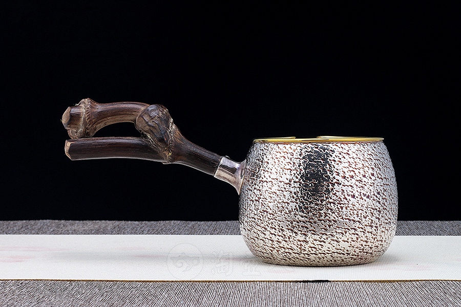 公道杯(鸡血藤)