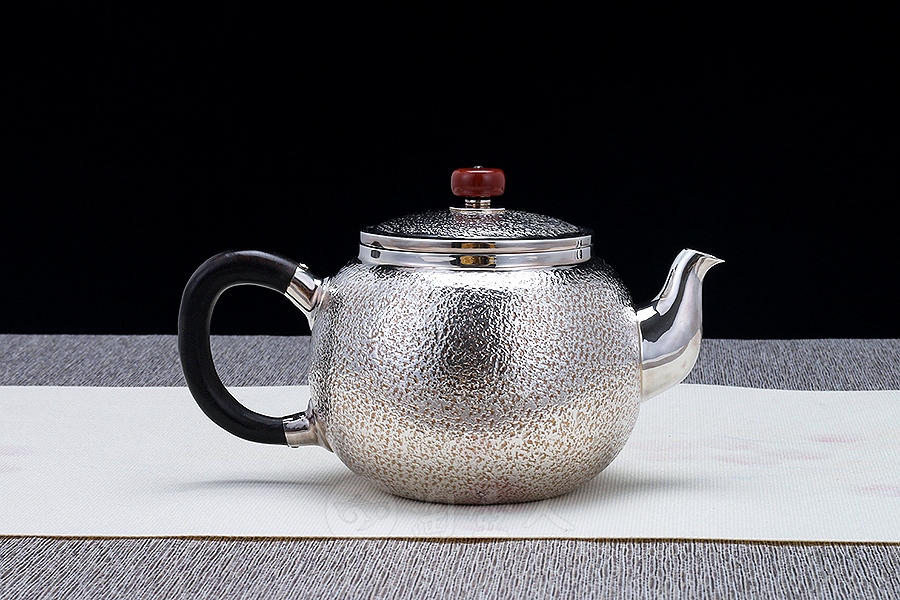 南红莲子壶(黑檀木)