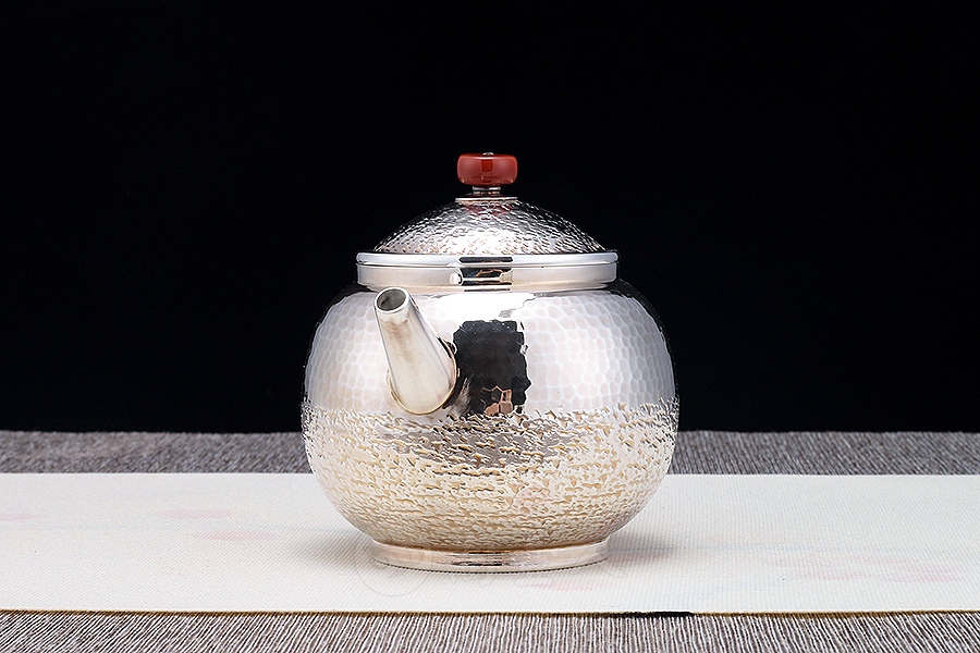 南红龙旦壶(黑檀木)