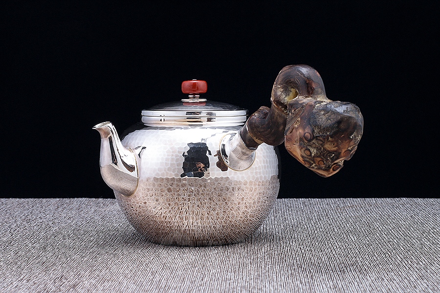 南红莲子(鸡血藤波点锤纹)
