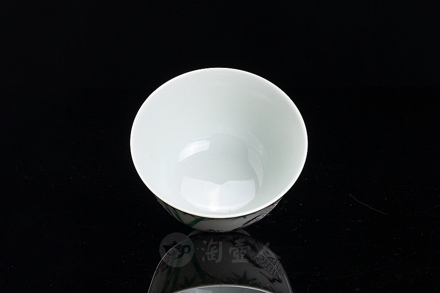 梅鹤同春杯