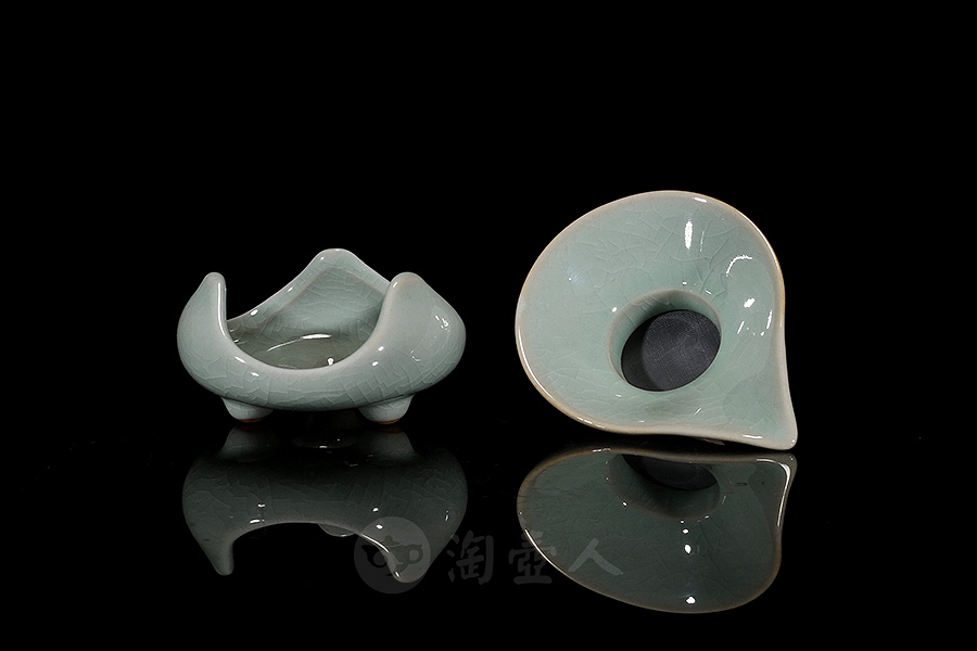 水滴茶漏(和田玉釉)