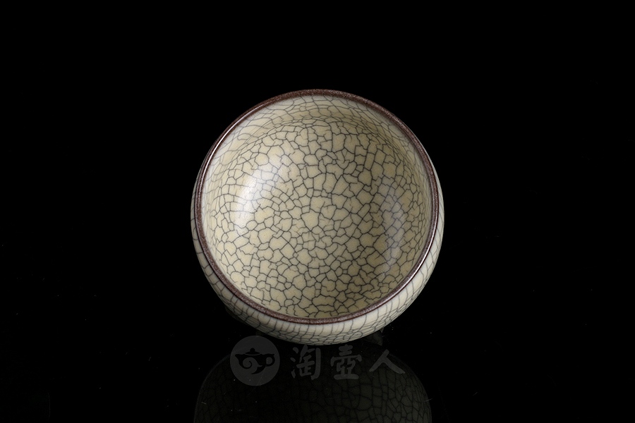 压手杯