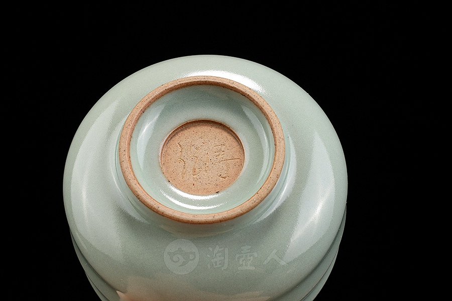 汝官釉弦纹杯