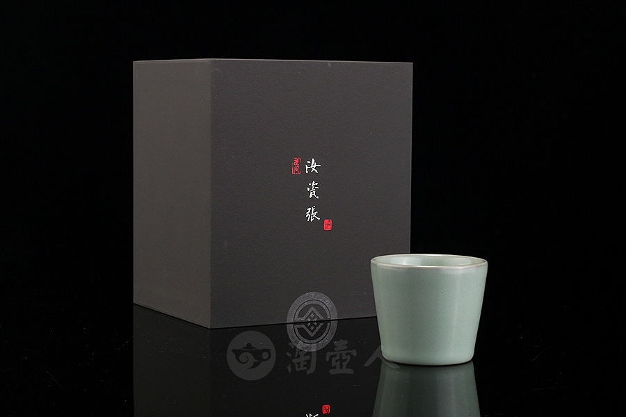 汝官釉马蹄杯
