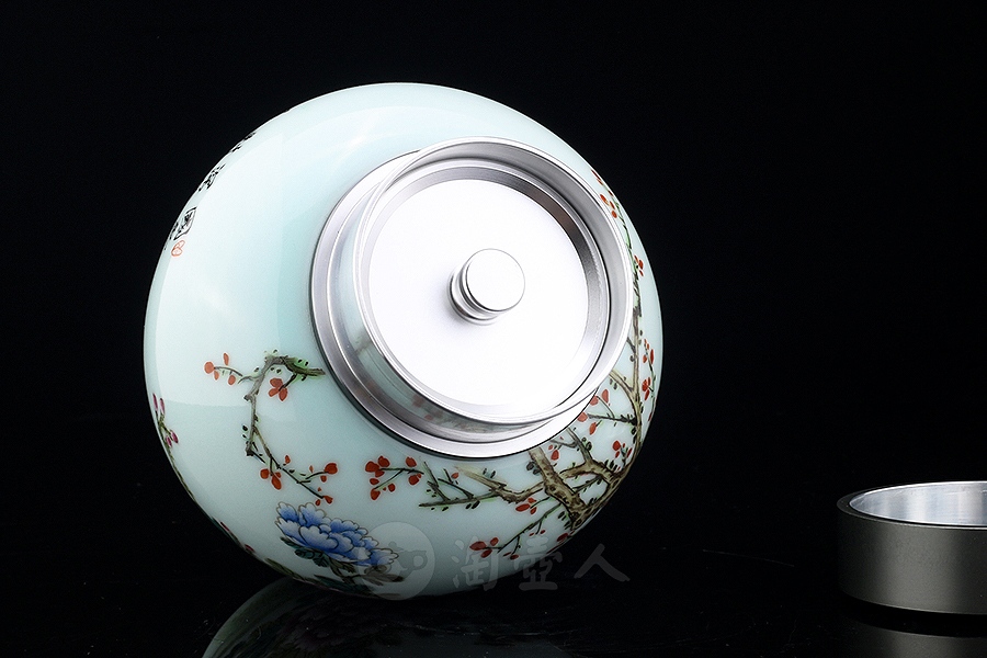 国色天香茶叶罐