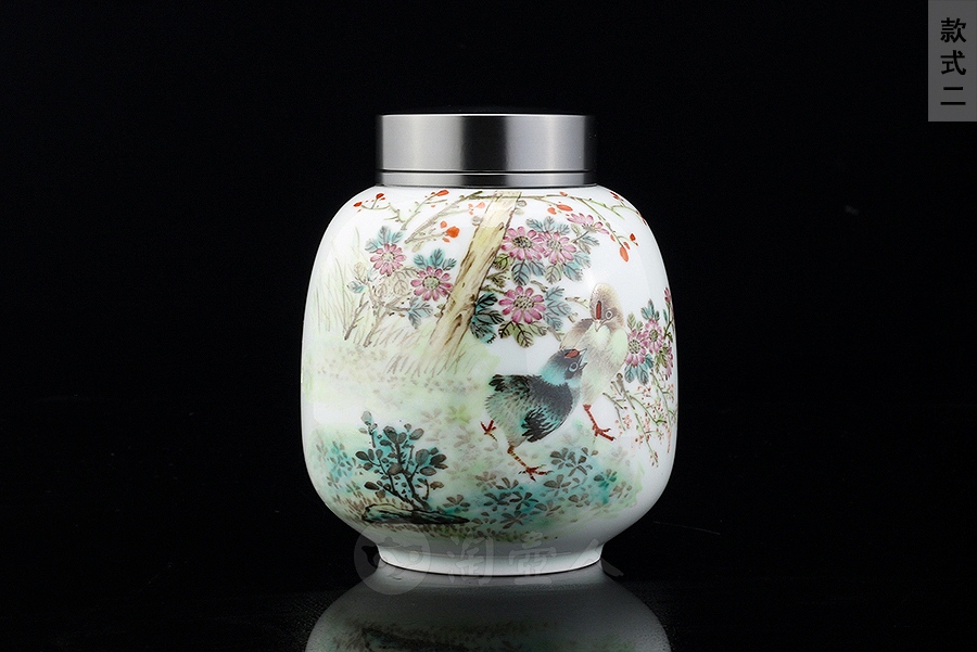 花中皇后茶叶罐