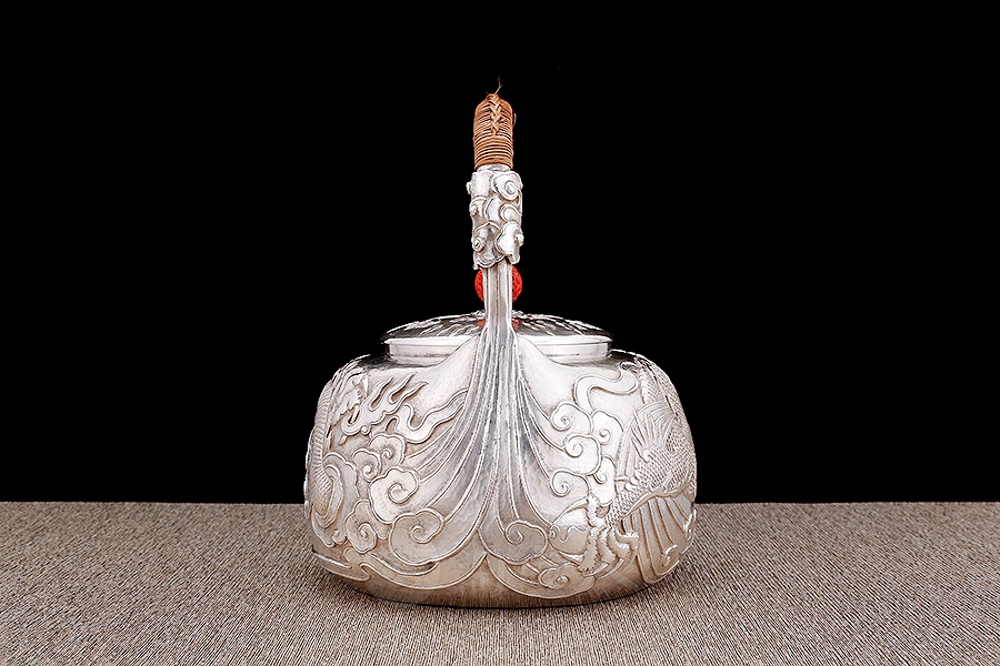 云龙祥瑞提梁壶(小)