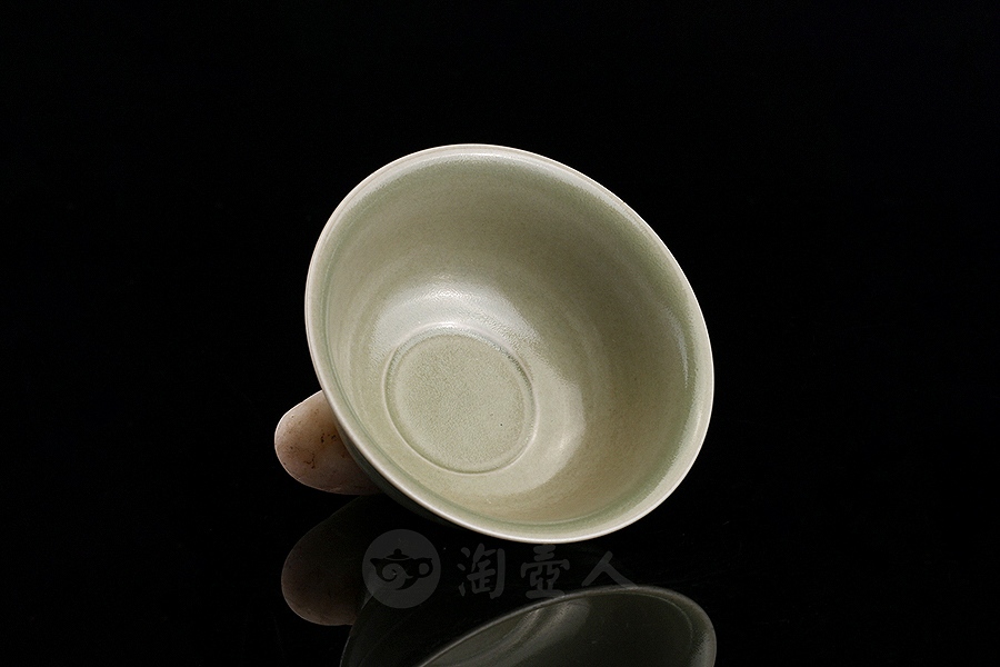 越窑秘色釉弦纹盏