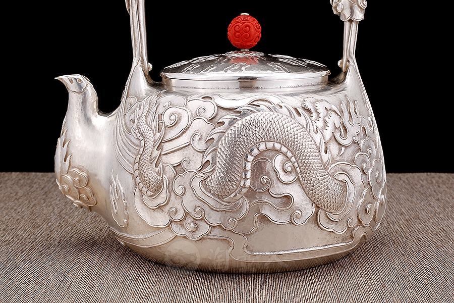 云龙祥瑞提梁壶(小)