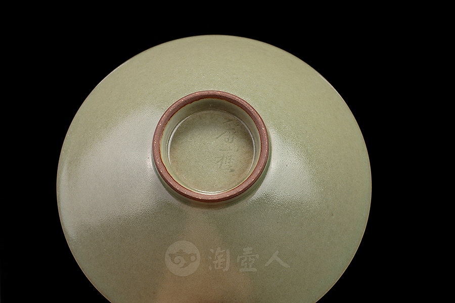 越窑秘色釉斗笠盏