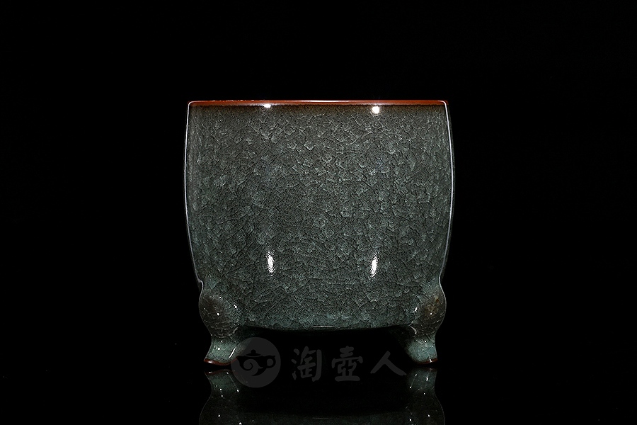 冰裂三足炉