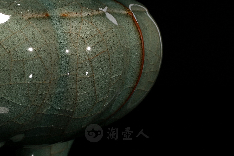 铁胎葵口炉