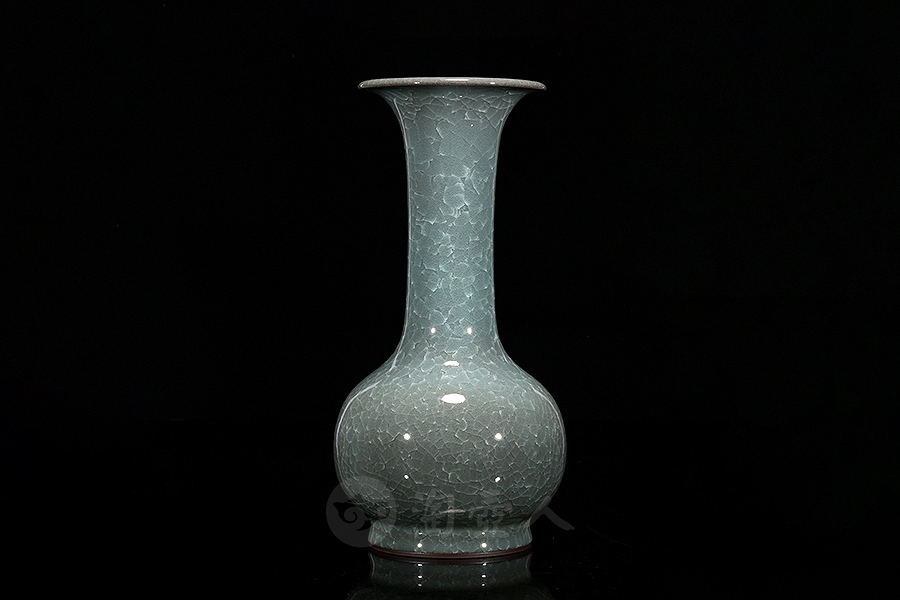 冰裂花器·盘口细颈瓶