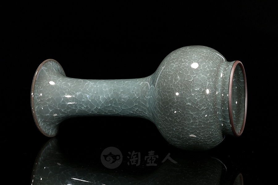 冰裂花器·盘口细颈瓶