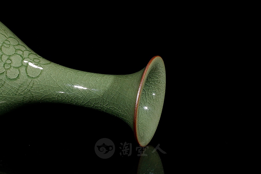长须玉壶春