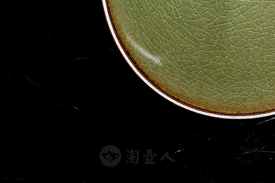 缠枝莲纹杯