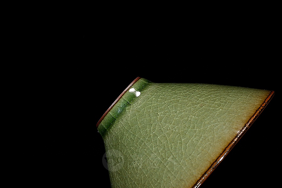 鱼戏莲藕杯