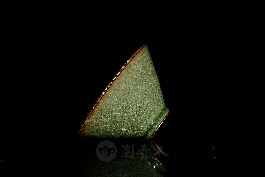 鱼戏莲藕杯