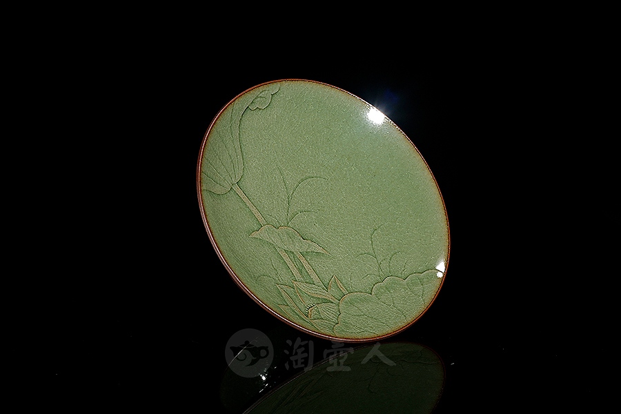 荷塘情趣果碟