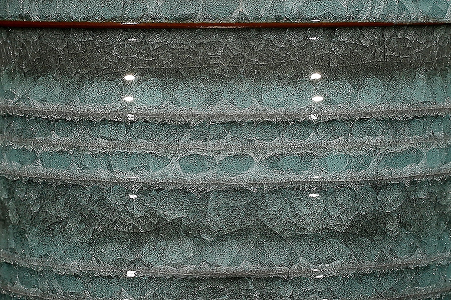 弦纹冰裂三足炉