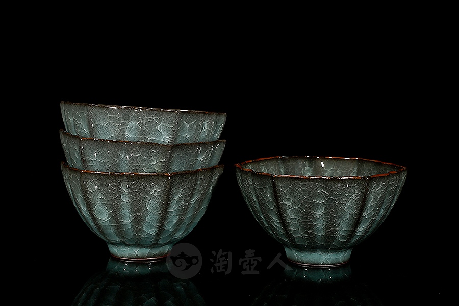 菱花冰裂品茗杯