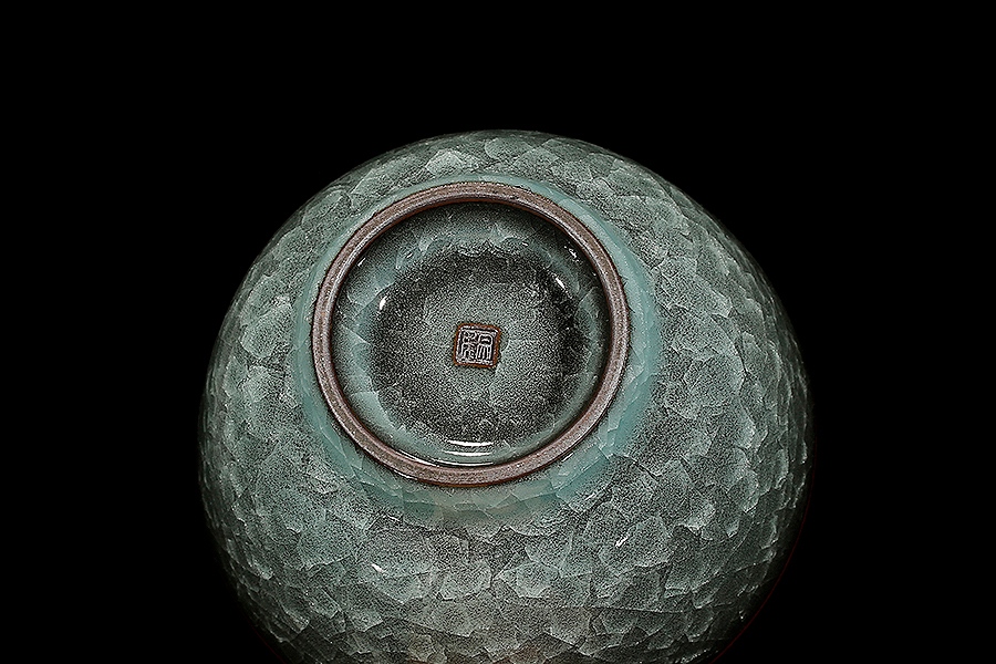 圆口冰裂品茗杯