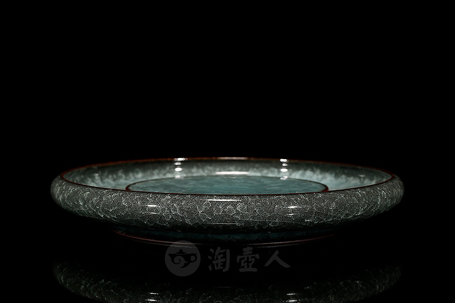 卷口冰裂葵口盘