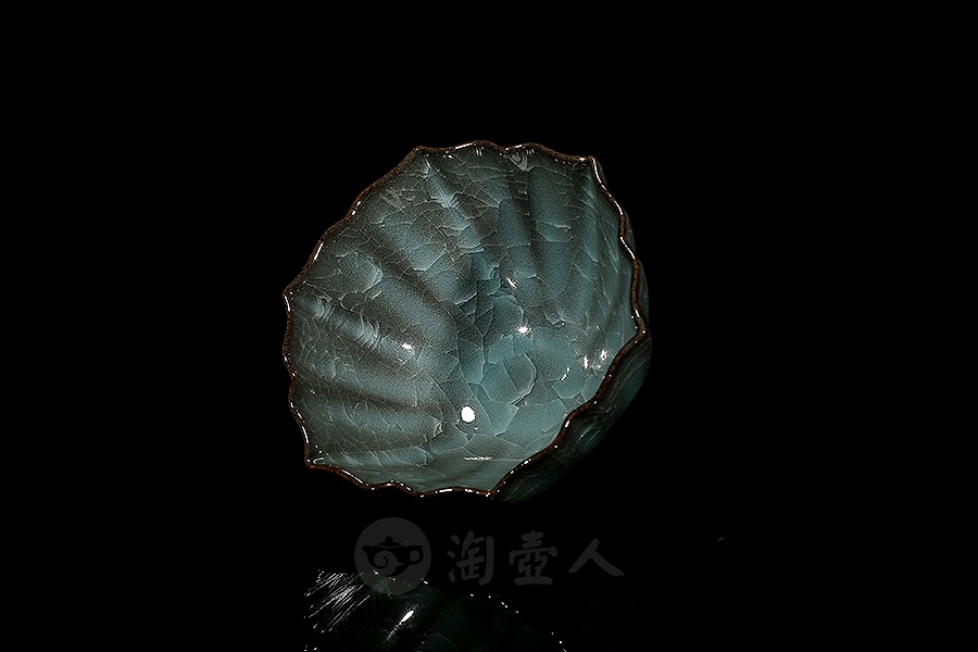 菱花冰裂品茗杯