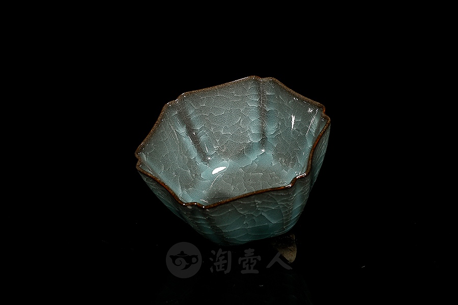 六方侧角冰裂品茗杯