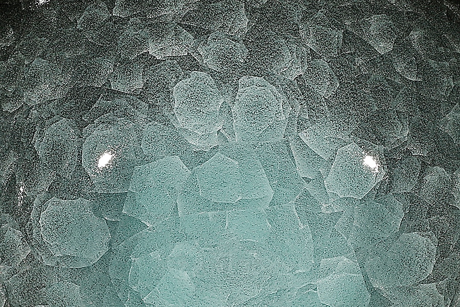 圆口冰裂品茗杯