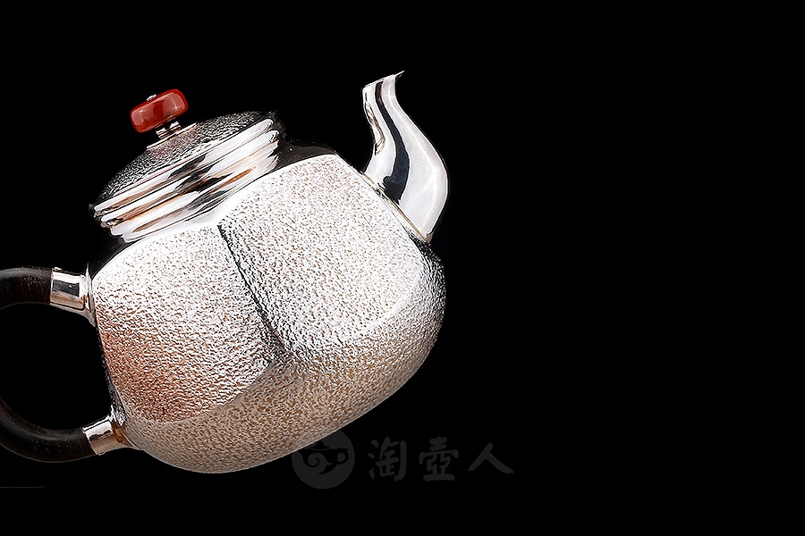 南红六方井栏套壶