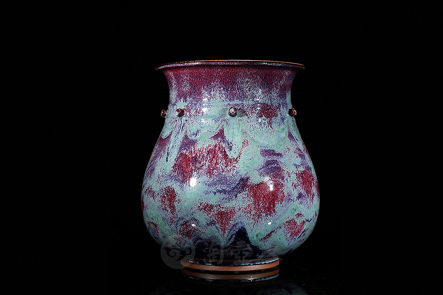 汉代鼓钉尊