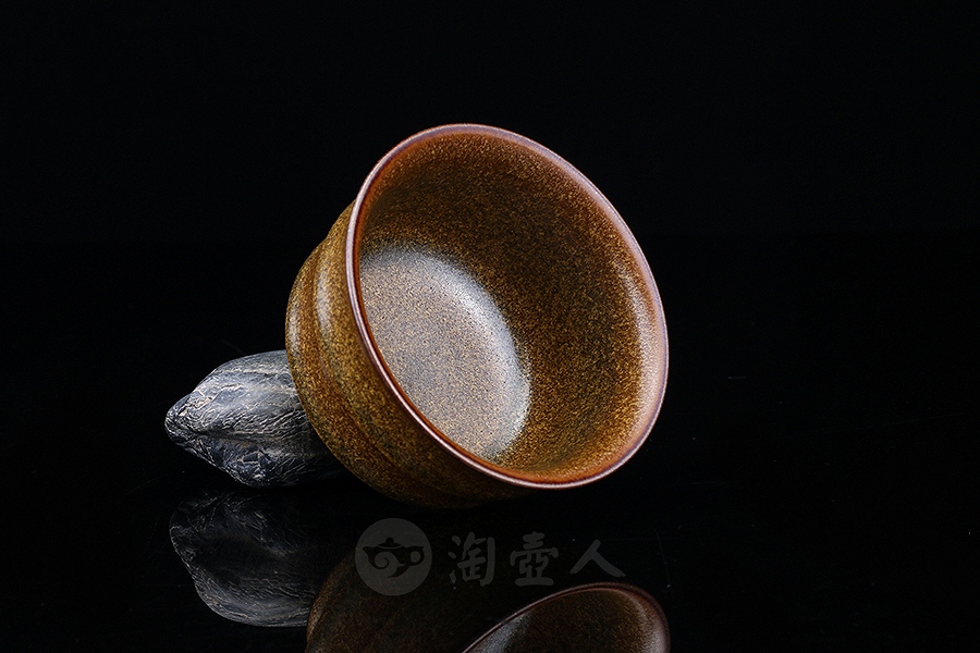 茶末留香主人杯·弦纹