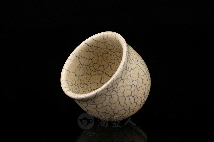 哥窑品茗杯