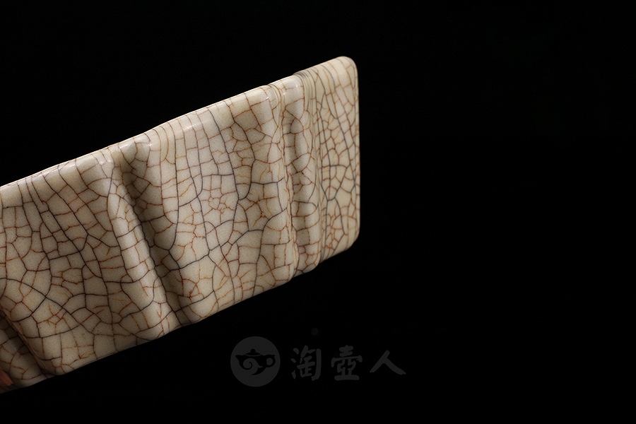 哥窑海棠洗