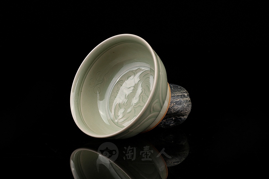 吉祥双纹饰压手杯(套)