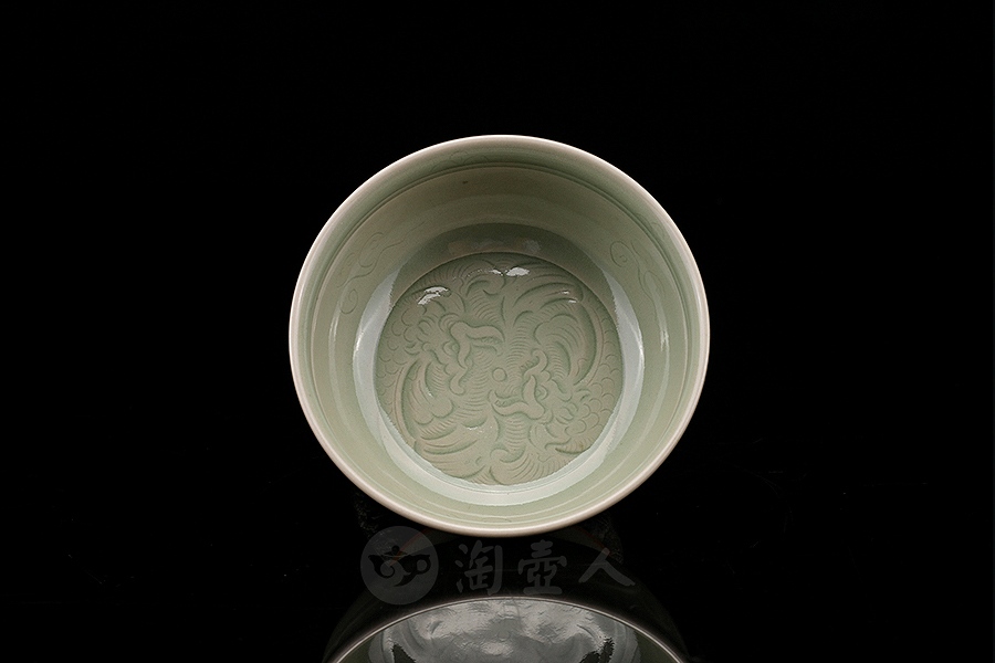 吉祥双纹饰压手杯(套)
