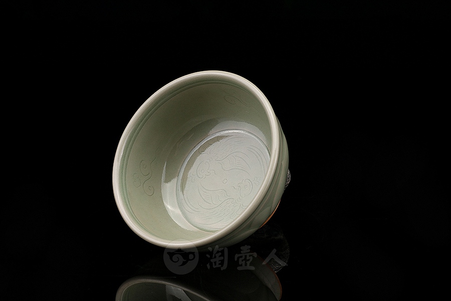 吉祥双纹饰压手杯(套)