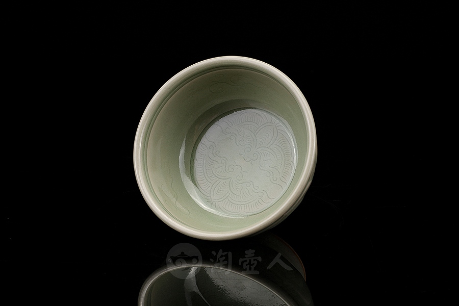 吉祥双纹饰压手杯(套)