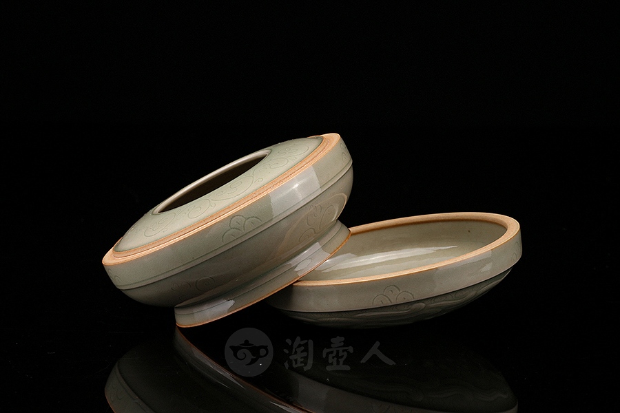 中号油盒