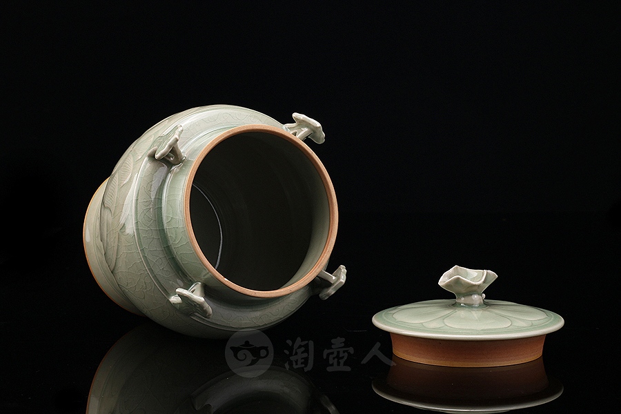 茶叶罐·荷花