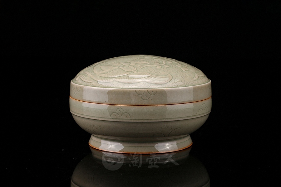 中号油盒