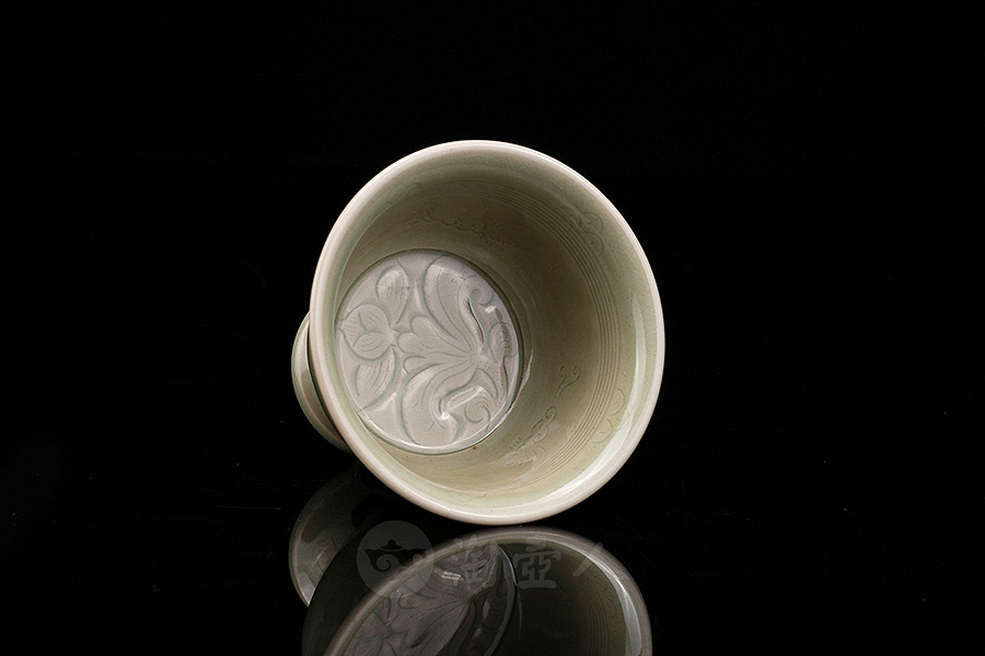 高足杯