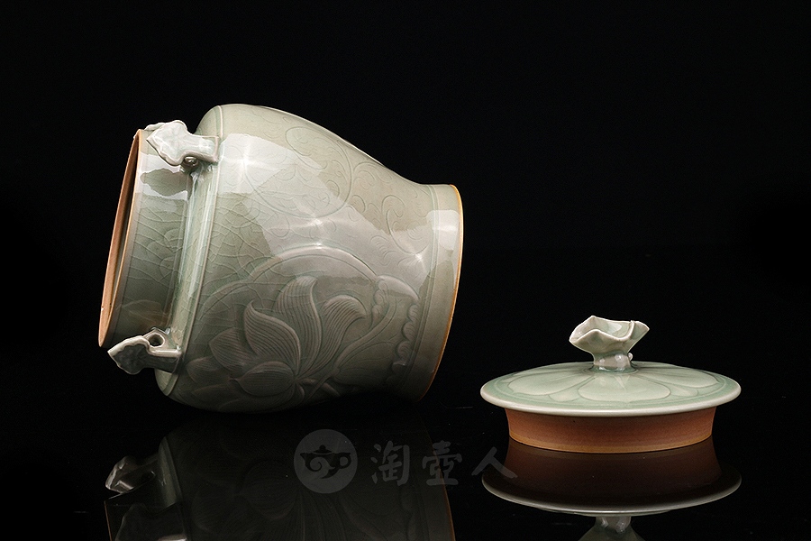 茶叶罐·荷花